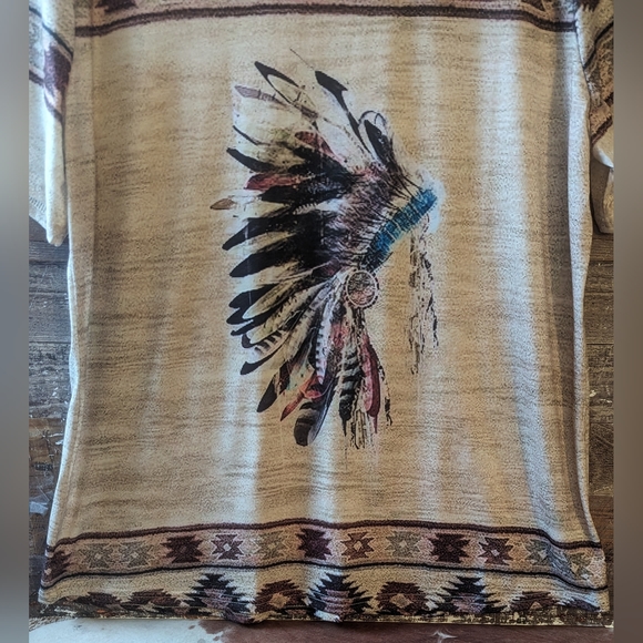 New Indian Head Dress Aztec Oatmeal Colored Tee - Picture 3 of 13